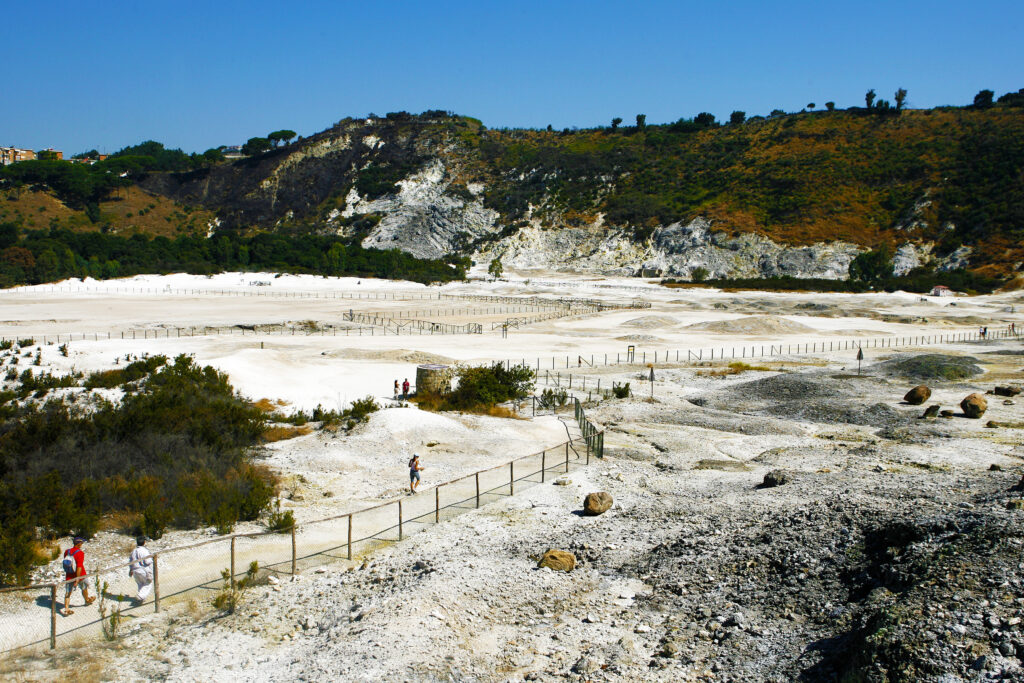 COSA VEDERE A POZZUOLI DI UNICO E IMPERDIBILE, DA LASCIARVI SENZA FIATO!