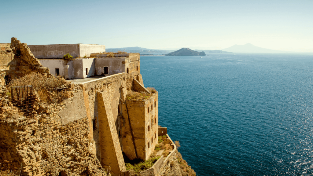 COSA VEDERE A PROCIDA, “L’ISOLA CHE GIACE”